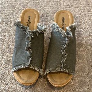 Minnetonka York Wedge